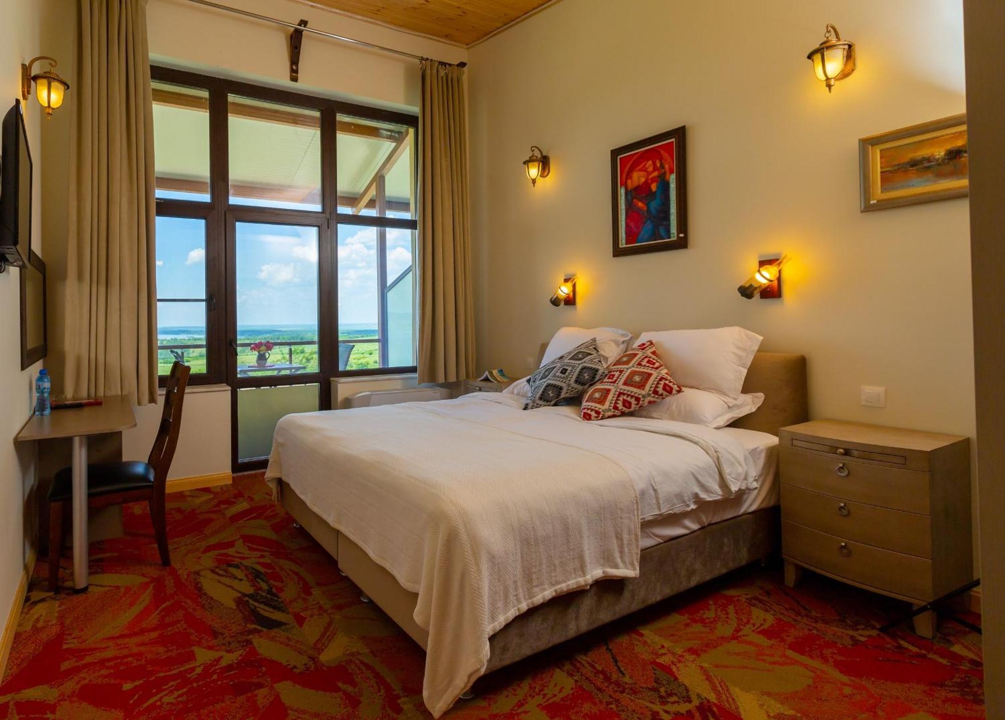Seven Generations Winery Hotel Mechka Ngoại thất bức ảnh