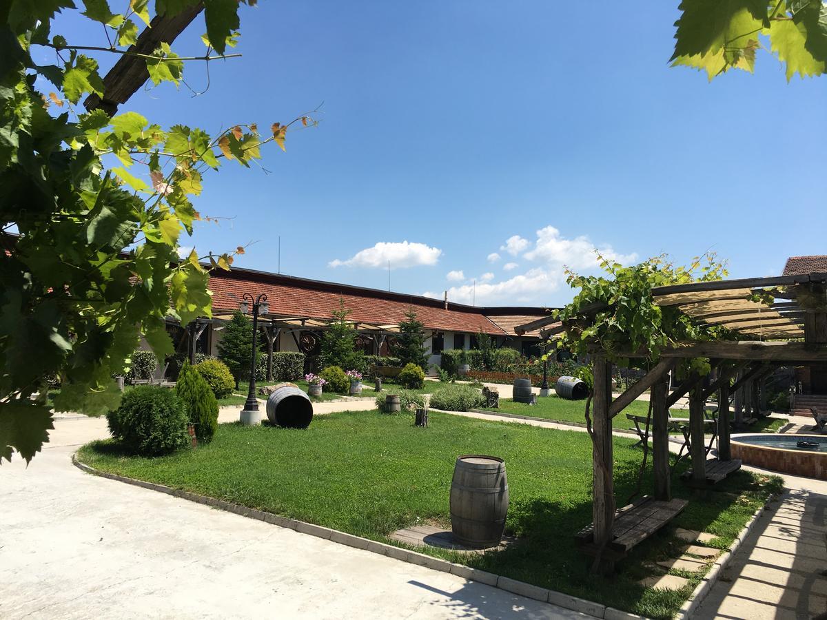 Seven Generations Winery Hotel Mechka Ngoại thất bức ảnh