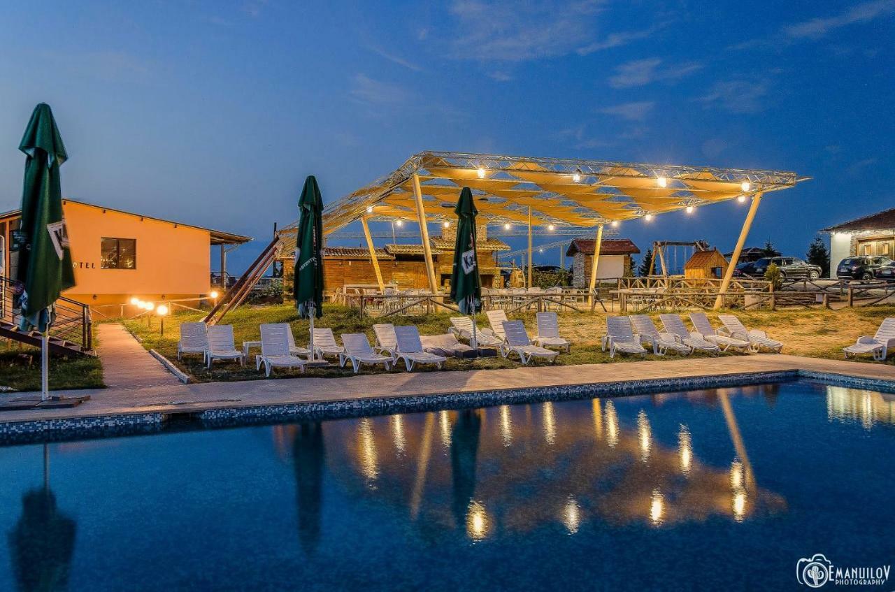 Seven Generations Winery Hotel Mechka Ngoại thất bức ảnh